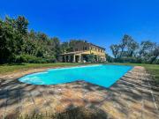 Case e ville in vendita di 400 m² in Strada Cerreto