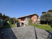 Case e ville in vendita di 400 m² in Via Alfieri, 49