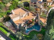 Case e ville in vendita di 400 m² in Via Carlo Borrani