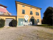 Case e ville in vendita di 400 m² in Via Curtatone e...