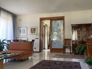 Case e ville in vendita di 400 m² in Via degli ulivi