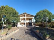 Case e ville in vendita di 400 m² in Via di Prataporci