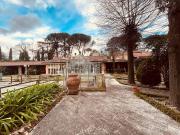 Case e ville in vendita di 400 m² in Via di Santa Maria...