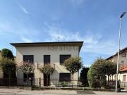 Case e ville in vendita di 400 m² in Via Dosso Faiti, 30 Case e ville in vendita di 400 m² in Via Dosso Faiti, 30