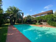 Case e ville in vendita di 400 m² in Via Francesco Carrara