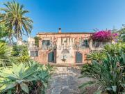 Case e ville in vendita di 400 m² in Via Gaetano...