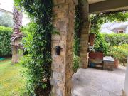 Case e ville in vendita di 400 m² in Via Giotto, 2