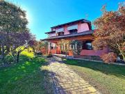 Case e ville in vendita di 400 m² in Via Nuova, 33