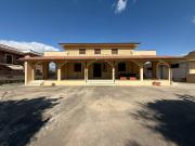 Case e ville in vendita di 400 m² in Via Pratica di Mare