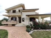 Case e ville in vendita di 401 m² in Contrada da Piano...