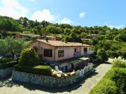 Case e ville in vendita di 402 m² in Via dei Caduti, 21