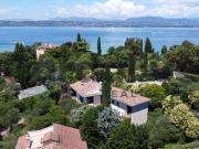 Case e ville in vendita di 402 m² in Via Punta Staffalo