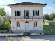 Case e ville in vendita di 403 m² in Via Cercatoia Alta