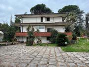 Case e ville in vendita di 406 m² in Via Paganico, 92