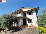Case e ville in vendita di 408 m² in Strada Vicinale...