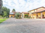 Case e ville in vendita di 408 m² in Via Nespolaro