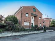 Case e ville in vendita di 409 m² in Via Prealpi