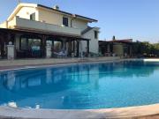 Case e ville in vendita di 410 m²