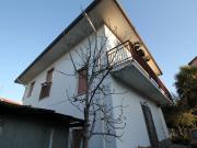 Case e ville in vendita di 410 m² in Via Aliprandi