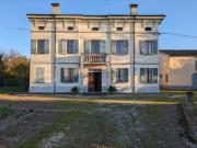 Villetta indipendente in vendita di 410 m² in Via G....