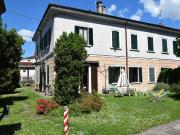 Case e ville in vendita di 410 m² in Via IV Novembre, 14