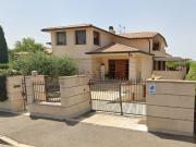 Case e ville in vendita di 410 m² in Via Preselle