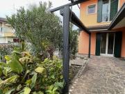 Case e ville in vendita di 410 m² in Via Tiziano...