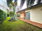 Case e ville in vendita di 410 m² in Viale delle Vigne