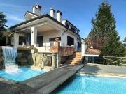 Case e ville in vendita di 412 m² in Strada Romana