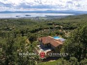 Case e ville in vendita di 413 m²