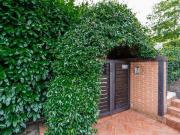 Case e ville in vendita di 415 m² in Via Croara