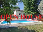 Case e ville in vendita di 415 m² in Via dei Ciliegi, 7