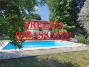 Case e ville in vendita di 415 m² in Via dei Ciliegi, 7