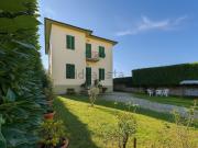 Case e ville in vendita di 416 m² in Viale Luigi Cadorna