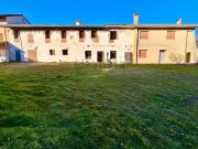 Case e ville in vendita di 418 m²