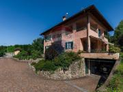 Case e ville in vendita di 419 m² in Via Mattone, 36