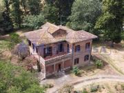 Case e ville in vendita di 420 m² in Via 43 Martiri