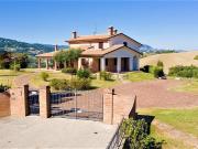 Case e ville in vendita di 420 m² in Via Cà Bacchino