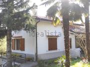 Case e ville in vendita di 420 m² in Via Campania, 2