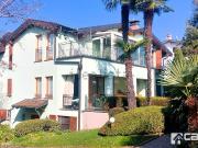 Case e ville in vendita di 420 m² in Via Giacomo Leopardi, 8