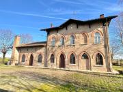 Case e ville in vendita di 420 m² in Via Panaria Bassa