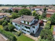 Case e ville in vendita di 426 m² in Via Antonio Gramsci, 23