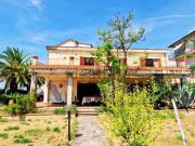 Case e ville in vendita di 430 m² in Strada Statale 18...