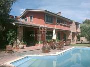 Case e ville in vendita di 430 m² in Via degli Aruspici