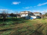 Case e ville in vendita di 430 m² in Via dell&apos...