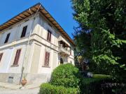 Case e ville in vendita di 430 m² in Via Nazionale