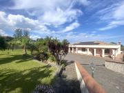 Case e ville in vendita di 430 m² in Via Petrone