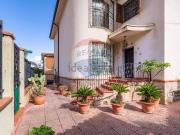 Case e ville in vendita di 435 m² in Via Falsomiele, 83