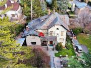 Case e ville in vendita di 440 m² in Via Abbé Petigat, 4