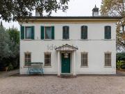 Case e ville in vendita di 442 m² in Via Albergone